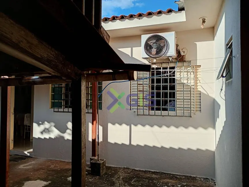 Foto 6 de Casa com 3 quartos à venda, 200m2 em Jardim Santo Antônio, Sao Jose Do Rio Preto - SP