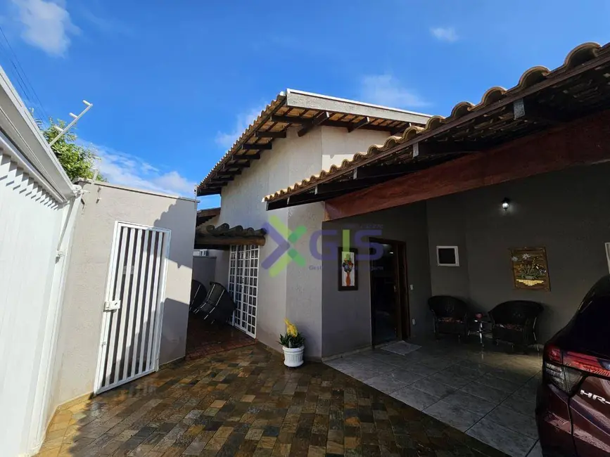 Casa com 4 quartos à venda, 268m2 em Parque Industrial, Sao Jose Do Rio Preto - SP - imagem 2 Foto 2 de Casa com 4 quartos à venda, 268m2 em Parque Industrial, Sao Jose Do Rio Preto - SP