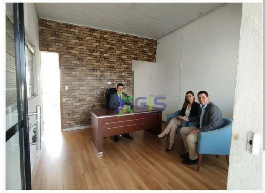 Casa com 2 quartos para alugar, 250m2 em Jardim Primavera, Sao Jose Do Rio Preto - SP - imagem 3 Foto 3 de Casa com 2 quartos para alugar, 250m2 em Jardim Primavera, Sao Jose Do Rio Preto - SP