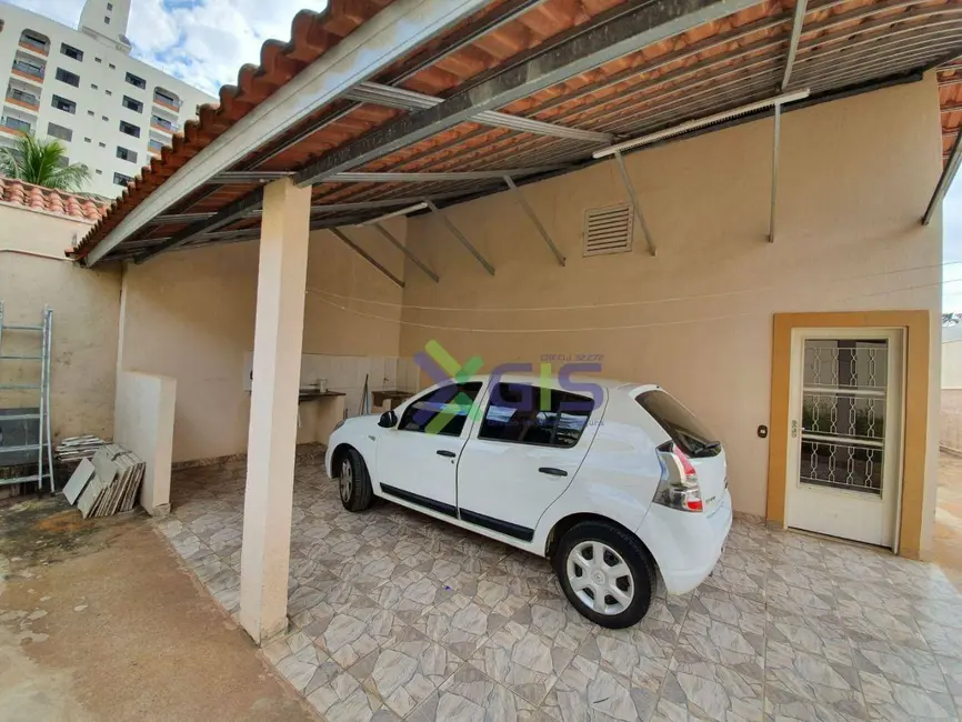 Foto 2 de Casa para alugar, 484m2 em Vila Maceno, Sao Jose Do Rio Preto - SP