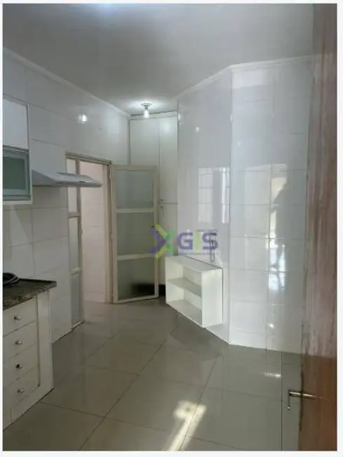 Apartamento com 3 quartos para alugar, 90m2 em Higienópolis, Sao Jose Do Rio Preto - SP - imagem 4 Foto 4 de Apartamento com 3 quartos para alugar, 90m2 em Higienópolis, Sao Jose Do Rio Preto - SP