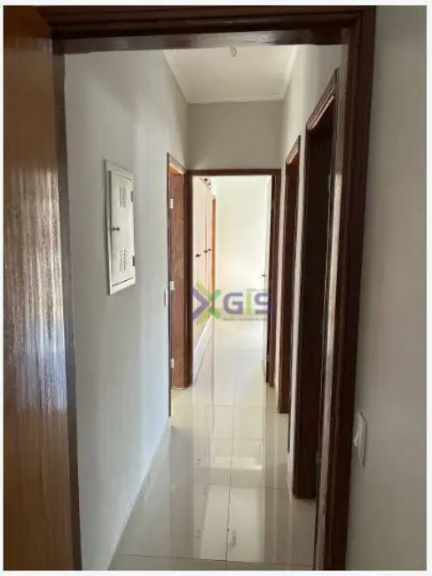 Apartamento com 3 quartos para alugar, 90m2 em Higienópolis, Sao Jose Do Rio Preto - SP - imagem 8 Foto 8 de Apartamento com 3 quartos para alugar, 90m2 em Higienópolis, Sao Jose Do Rio Preto - SP