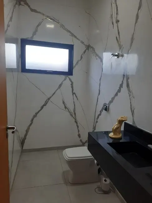 Foto 2 de Casa de Condomínio com 3 quartos à venda e para alugar, 200m2 em Sao Jose Do Rio Preto - SP