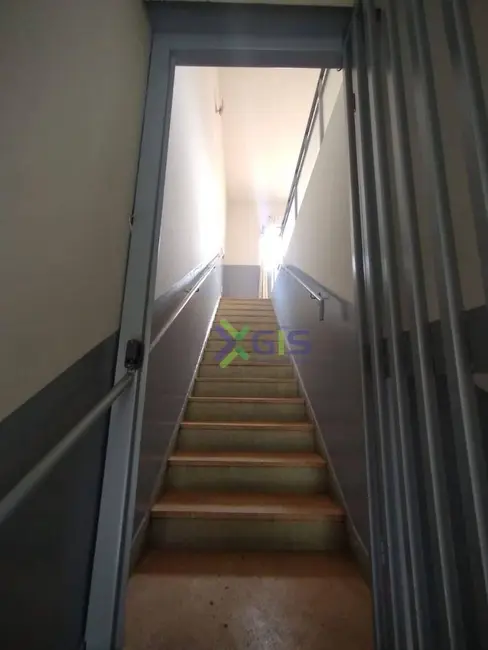 Sala Comercial à venda, 200m2 em Centro, Sao Jose Do Rio Preto - SP - imagem 2 Foto 2 de Sala Comercial à venda, 200m2 em Centro, Sao Jose Do Rio Preto - SP