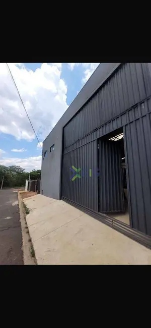 Foto 1 de Armazém / Galpão à venda e para alugar, 250m2 em Bady Bassitt - SP