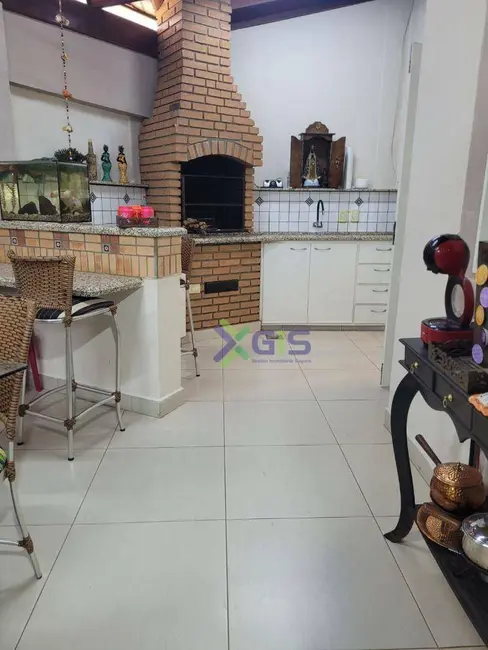 Foto 5 de Sobrado com 3 quartos à venda, 200m2 em Jardim Tarraf II, Sao Jose Do Rio Preto - SP