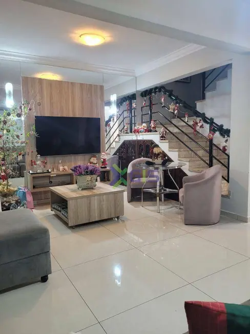 Foto 1 de Sobrado com 3 quartos à venda, 200m2 em Jardim Tarraf II, Sao Jose Do Rio Preto - SP