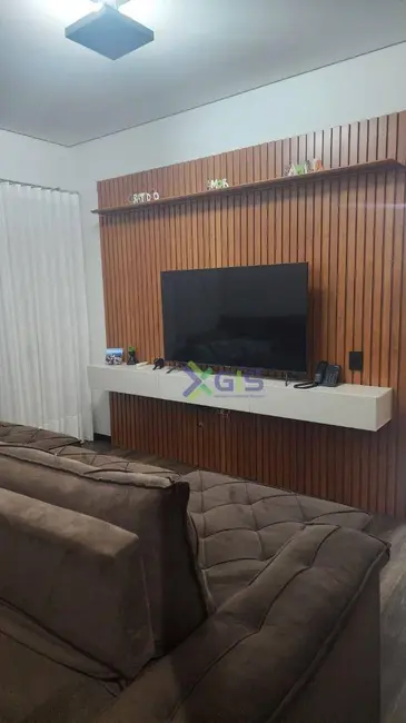 Foto 8 de Casa de Condomínio com 3 quartos à venda, 370m2 em Centro, Bady Bassitt - SP