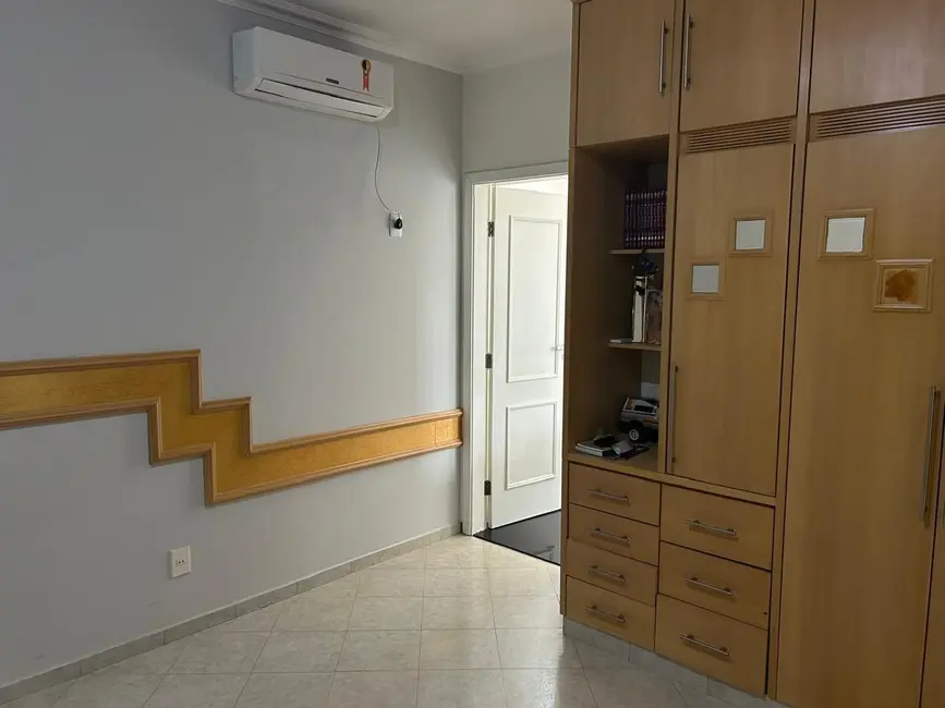 Foto 8 de Sobrado com 4 quartos à venda e para alugar, 600m2 em Jardim Redentor, Sao Jose Do Rio Preto - SP