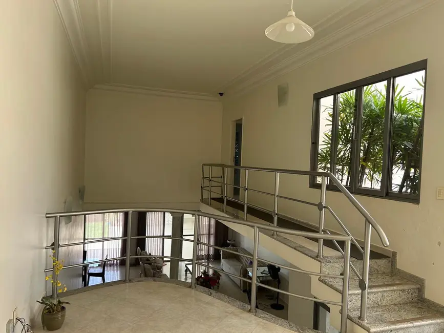 Foto 4 de Sobrado com 4 quartos à venda e para alugar, 600m2 em Jardim Redentor, Sao Jose Do Rio Preto - SP