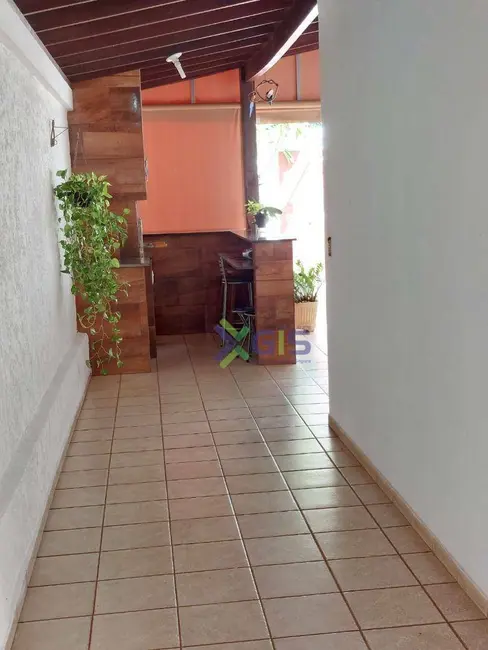 Foto 2 de Casa de Condomínio com 3 quartos à venda, 220m2 em Jardim Caparroz, Sao Jose Do Rio Preto - SP