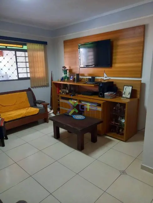 Foto 5 de Sobrado com 3 quartos à venda, 225m2 em Jardim Nazareth, Sao Jose Do Rio Preto - SP