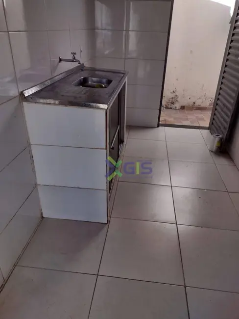 Casa com 1 quarto para alugar, 50m2 em Jardim Maria Lúcia, Sao Jose Do Rio Preto - SP - imagem 4 Foto 4 de Casa com 1 quarto para alugar, 50m2 em Jardim Maria Lúcia, Sao Jose Do Rio Preto - SP