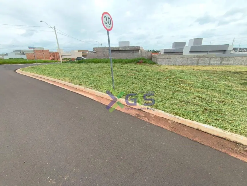 Foto 1 de Terreno / Lote à venda, 291m2 em Sao Jose Do Rio Preto - SP