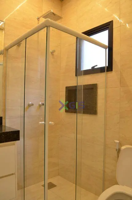 Foto 4 de Casa de Condomínio com 3 quartos à venda, 225m2 em Ipigua - SP