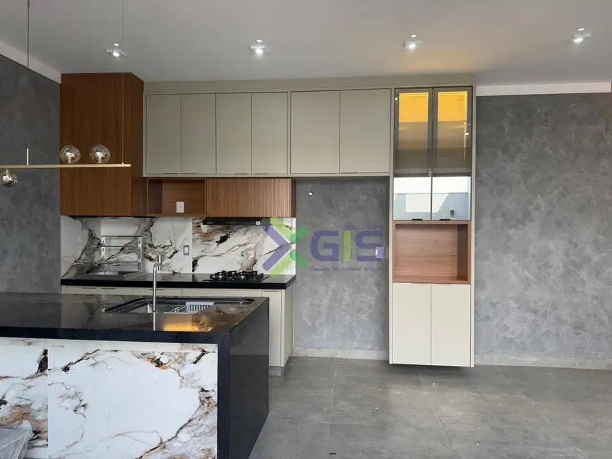 Foto 4 de Casa com 3 quartos à venda, 200m2 em Sao Jose Do Rio Preto - SP