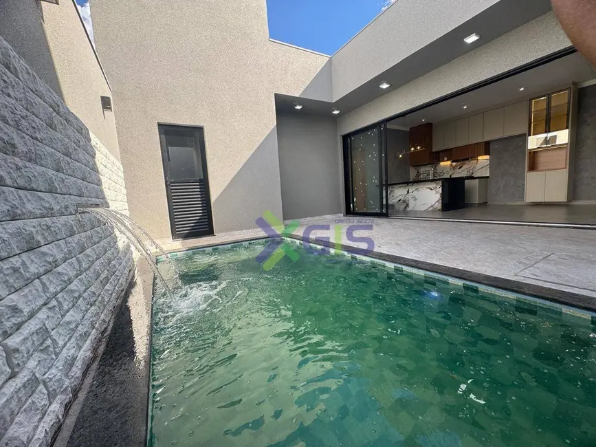 Foto 1 de Casa com 3 quartos à venda, 200m2 em Sao Jose Do Rio Preto - SP