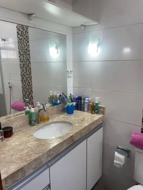 Foto 9 de Casa de Condomínio com 4 quartos à venda, 200m2 em Jardim Maria Lúcia, Sao Jose Do Rio Preto - SP