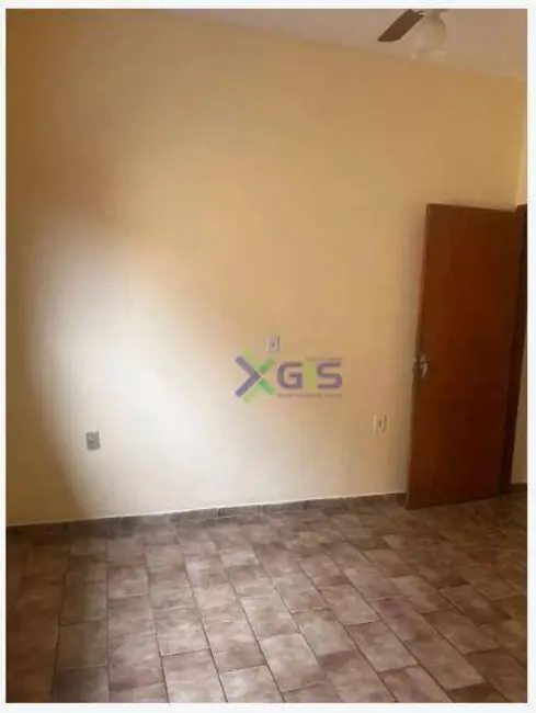 Foto 6 de Casa com 3 quartos para alugar, 150m2 em Vila Maceno, Sao Jose Do Rio Preto - SP