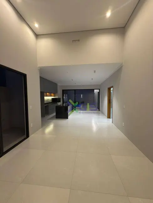Foto 4 de Casa de Condomínio com 3 quartos à venda, 253m2 em Bady Bassitt - SP