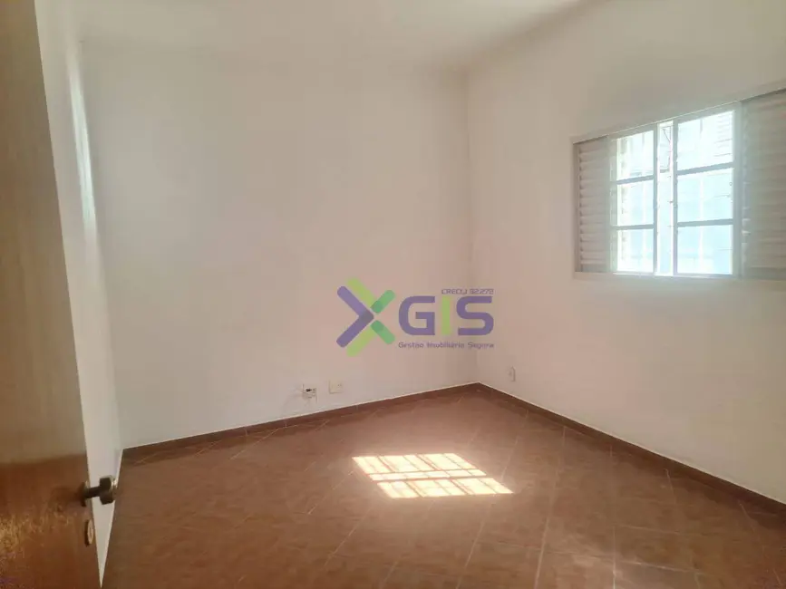 Casa com 4 quartos para alugar, 200m2 em Jardim Moysés Miguel Haddad, Sao Jose Do Rio Preto - SP - imagem 9 Foto 9 de Casa com 4 quartos para alugar, 200m2 em Jardim Moysés Miguel Haddad, Sao Jose Do Rio Preto - SP