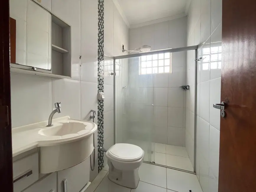 Foto 7 de Casa de Condomínio com 3 quartos para alugar, 200m2 em Mirassol - SP