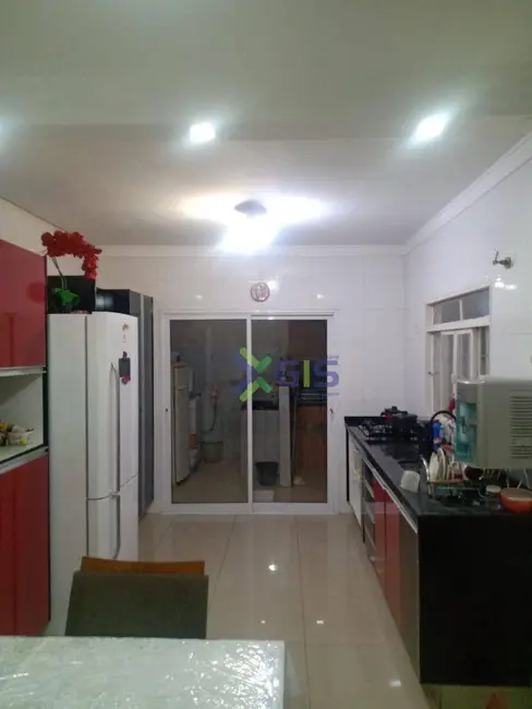 Foto 6 de Casa com 3 quartos à venda, 200m2 em Residencial Machado I, Sao Jose Do Rio Preto - SP