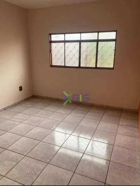 Foto 2 de Chácara com 3 quartos para alugar, 650m2 em Estância San Carlos (Zona Rural), Sao Jose Do Rio Preto - SP
