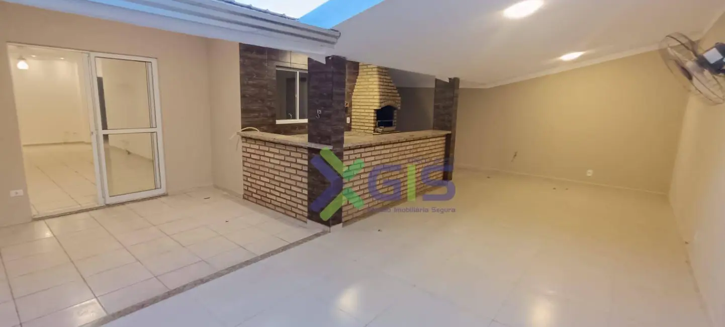 Foto 1 de Casa de Condomínio com 3 quartos para alugar, 200m2 em Jardins de Athenas, Sao Jose Do Rio Preto - SP