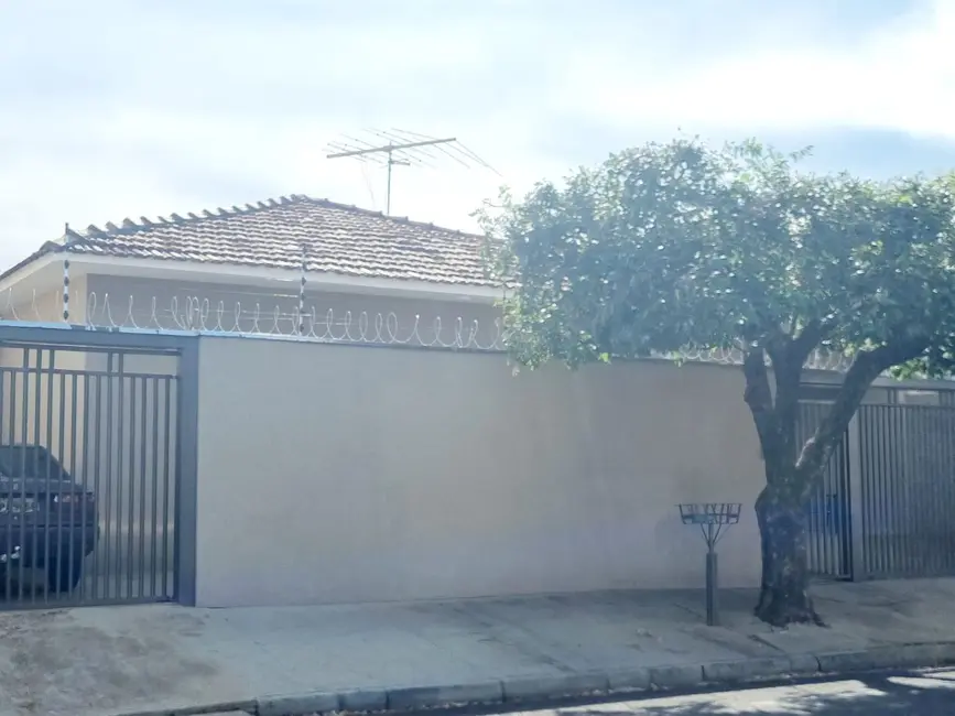 Casa com 3 quartos à venda, 225m2 em Jardim Nazareth, Sao Jose Do Rio Preto - SP - imagem 2 Foto 2 de Casa com 3 quartos à venda, 225m2 em Jardim Nazareth, Sao Jose Do Rio Preto - SP