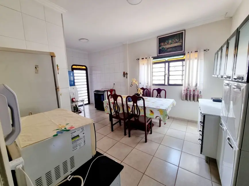 Casa com 3 quartos à venda, 225m2 em Jardim Nazareth, Sao Jose Do Rio Preto - SP - imagem 8 Foto 8 de Casa com 3 quartos à venda, 225m2 em Jardim Nazareth, Sao Jose Do Rio Preto - SP