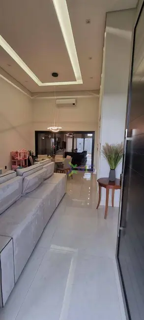 Foto 3 de Casa de Condomínio com 3 quartos para alugar, 200m2 em Residencial Maria Júlia, Sao Jose Do Rio Preto - SP