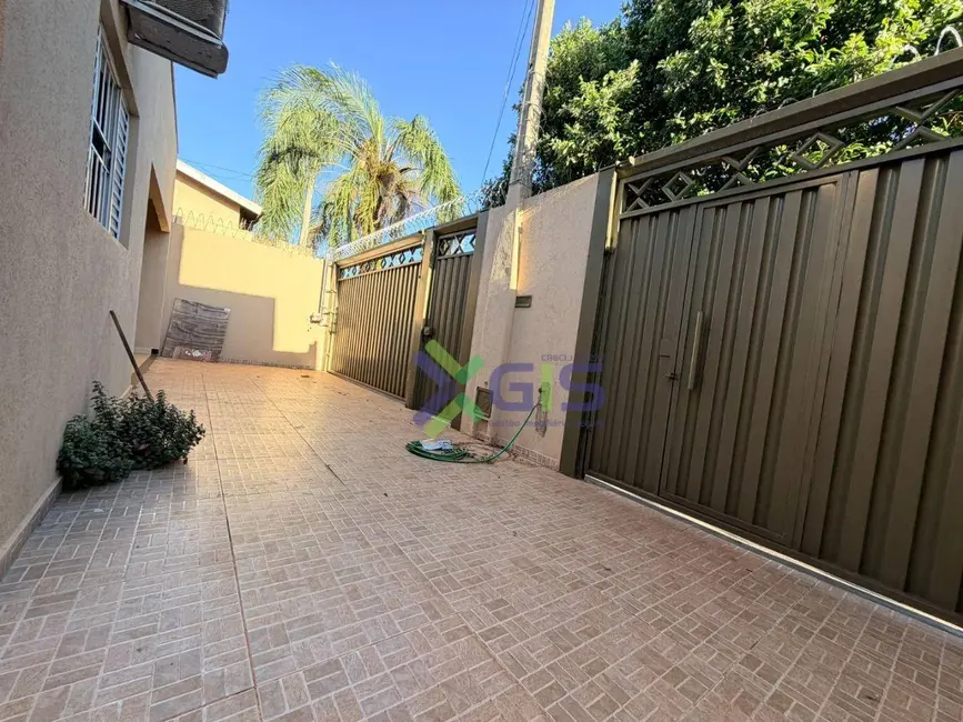 Foto 4 de Casa com 3 quartos à venda, 200m2 em Jardim Arroyo, Sao Jose Do Rio Preto - SP