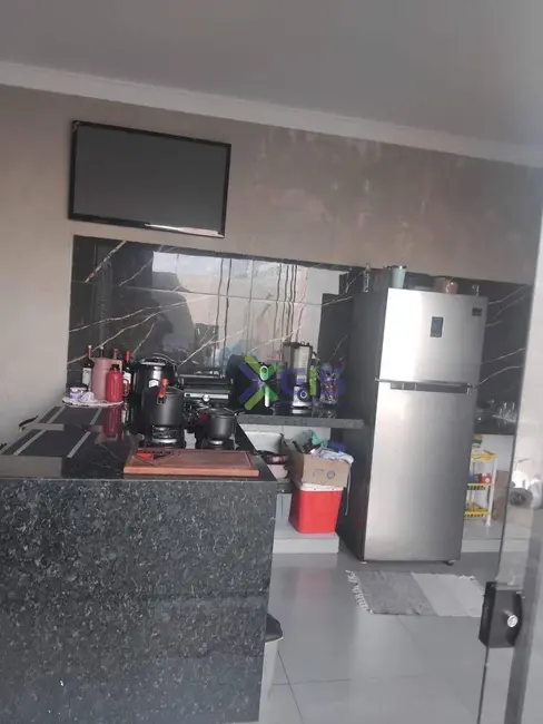 Foto 2 de Casa com 3 quartos à venda, 200m2 em Sao Jose Do Rio Preto - SP