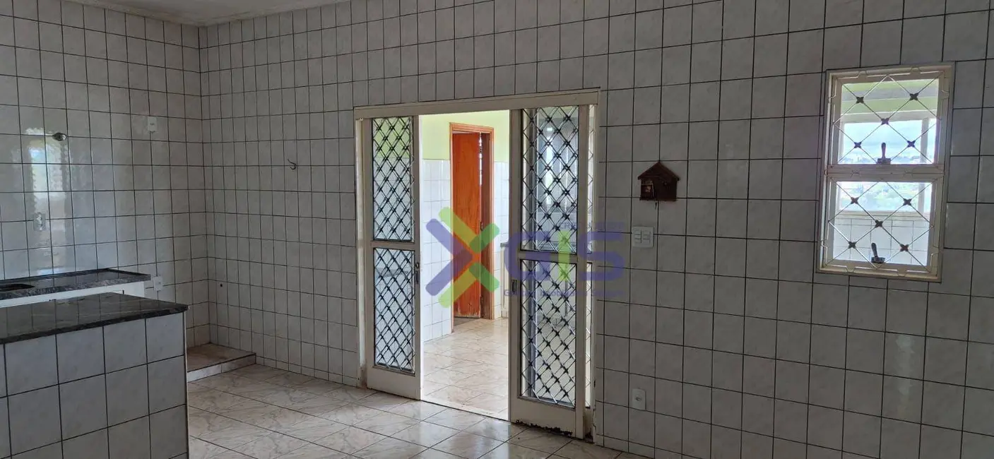 Sobrado com 2 quartos à venda, 180m2 em Vila São Judas Tadeu, Sao Jose Do Rio Preto - SP - imagem 6 Foto 6 de Sobrado com 2 quartos à venda, 180m2 em Vila São Judas Tadeu, Sao Jose Do Rio Preto - SP