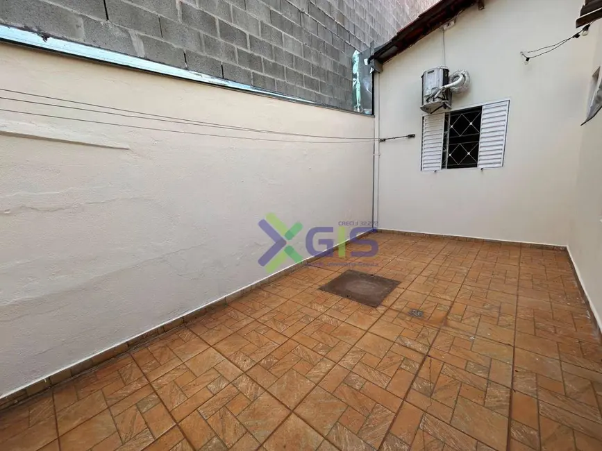 Casa com 3 quartos para alugar, 120m2 em Bom Jardim, Sao Jose Do Rio Preto - SP - imagem 9 Foto 9 de Casa com 3 quartos para alugar, 120m2 em Bom Jardim, Sao Jose Do Rio Preto - SP