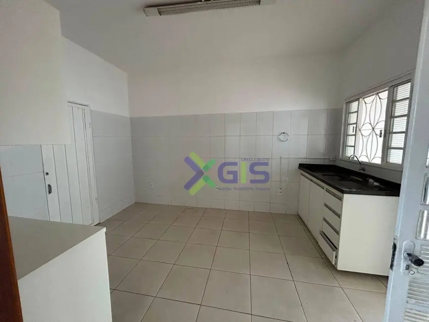 Casa com 3 quartos para alugar, 120m2 em Bom Jardim, Sao Jose Do Rio Preto - SP - imagem 6 Foto 6 de Casa com 3 quartos para alugar, 120m2 em Bom Jardim, Sao Jose Do Rio Preto - SP