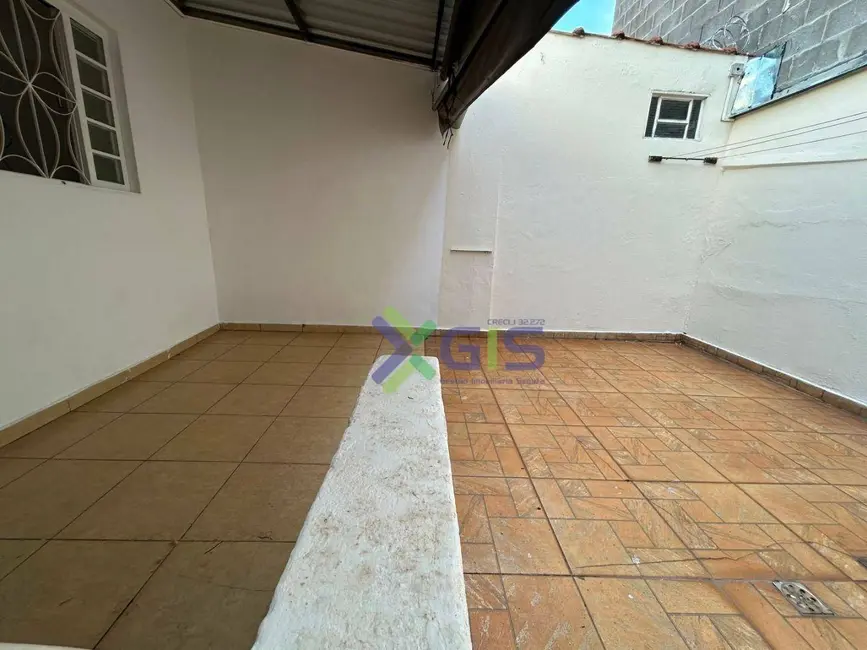 Casa com 3 quartos para alugar, 120m2 em Bom Jardim, Sao Jose Do Rio Preto - SP - imagem 3 Foto 3 de Casa com 3 quartos para alugar, 120m2 em Bom Jardim, Sao Jose Do Rio Preto - SP