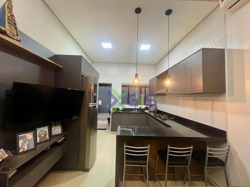 Casa com 2 quartos à venda, 200m2 em SETSUL, Sao Jose Do Rio Preto - SP - imagem 8 Foto 8 de Casa com 2 quartos à venda, 200m2 em SETSUL, Sao Jose Do Rio Preto - SP