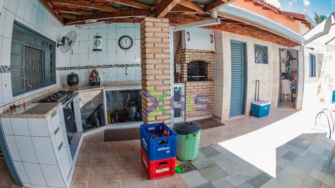 Foto 9 de Sítio / Rancho com 5 quartos à venda, 1040m2 em Fronteira - MG