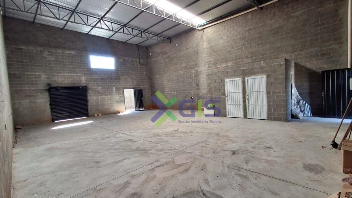 Armazém / Galpão para alugar, 200m2 em Bom Jardim, Sao Jose Do Rio Preto - SP - imagem 6 Foto 6 de Armazém / Galpão para alugar, 200m2 em Bom Jardim, Sao Jose Do Rio Preto - SP