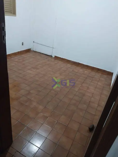 Foto 8 de Casa com 2 quartos à venda, 200m2 em Residencial Cidade Jardim,  - SP