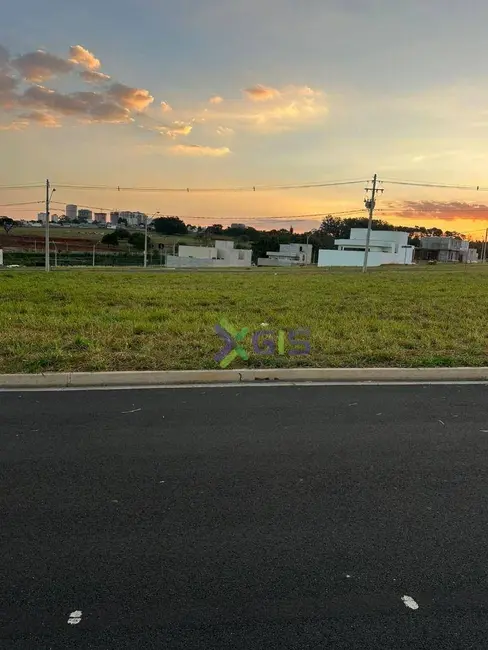 Foto 2 de Terreno / Lote à venda, 242m2 em Sao Jose Do Rio Preto - SP