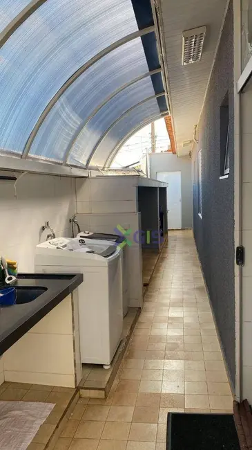 Casa de Condomínio com 3 quartos à venda, 170m2 em Condomínio Village Rio Preto, Sao Jose Do Rio Preto - SP - imagem 9 Foto 9 de Casa de Condomínio com 3 quartos à venda, 170m2 em Condomínio Village Rio Preto, Sao Jose Do Rio Preto - SP