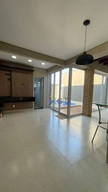 Foto 4 de Sobrado com 4 quartos à venda, 270m2 em Mirassol - SP