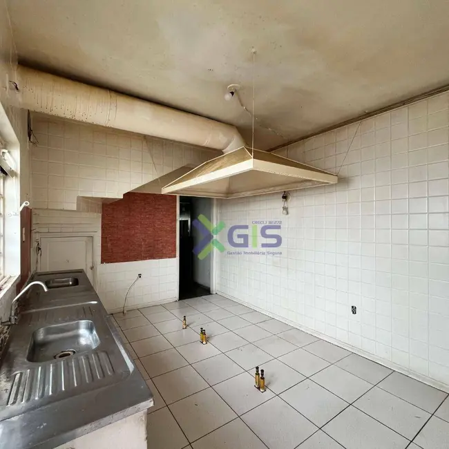 Sala Comercial à venda e para alugar, 150m2 em Centro, Sao Jose Do Rio Preto - SP - imagem 7 Foto 7 de Sala Comercial à venda e para alugar, 150m2 em Centro, Sao Jose Do Rio Preto - SP