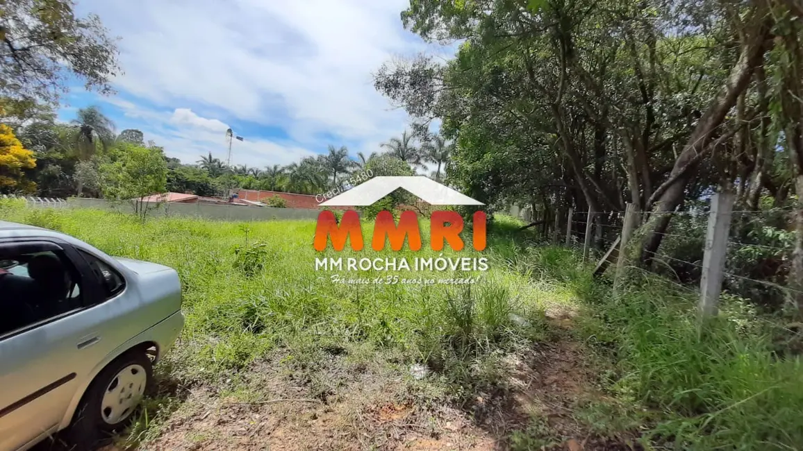 Foto 1 de Terreno / Lote à venda, 750m2 em Aracoiaba Da Serra - SP