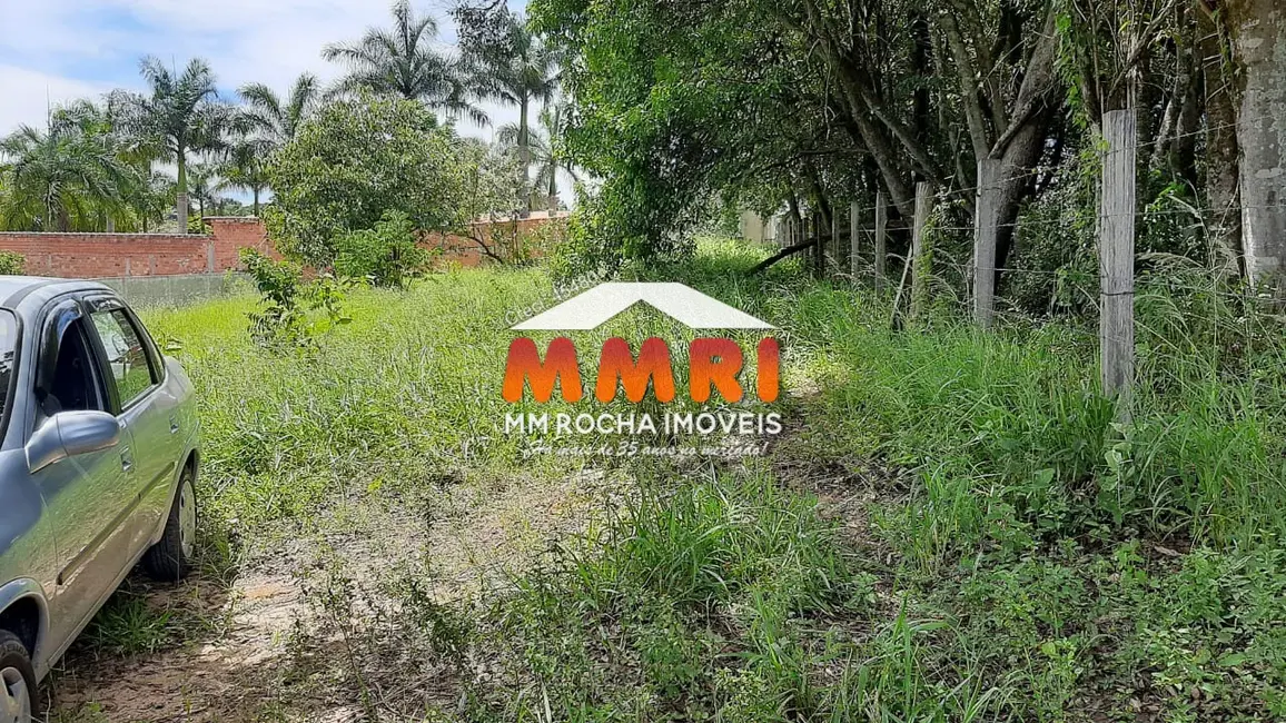 Foto 3 de Terreno / Lote à venda, 750m2 em Aracoiaba Da Serra - SP