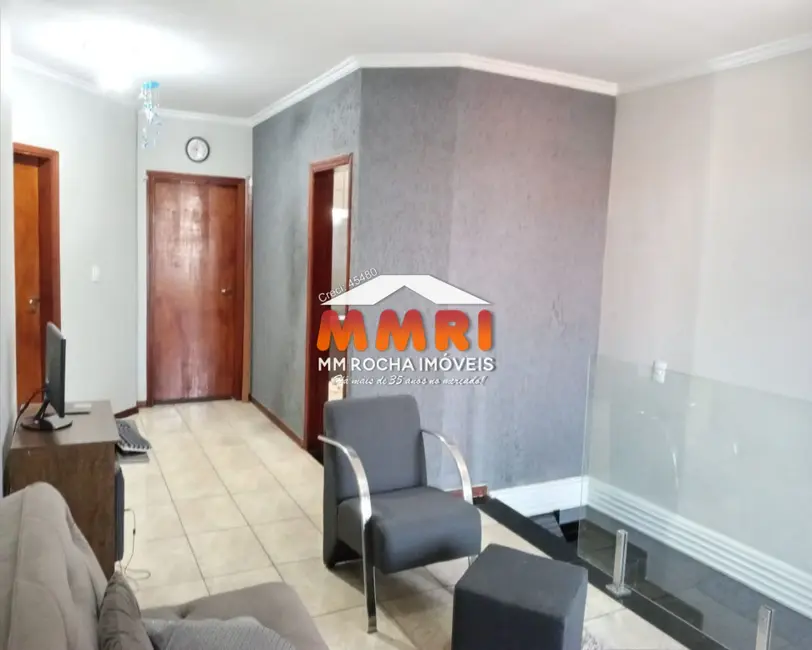 Casa com 2 quartos à venda, 210m2 em Jardim Santa Bárbara, Sorocaba - SP - imagem 8 Foto 8 de Casa com 2 quartos à venda, 210m2 em Jardim Santa Bárbara, Sorocaba - SP