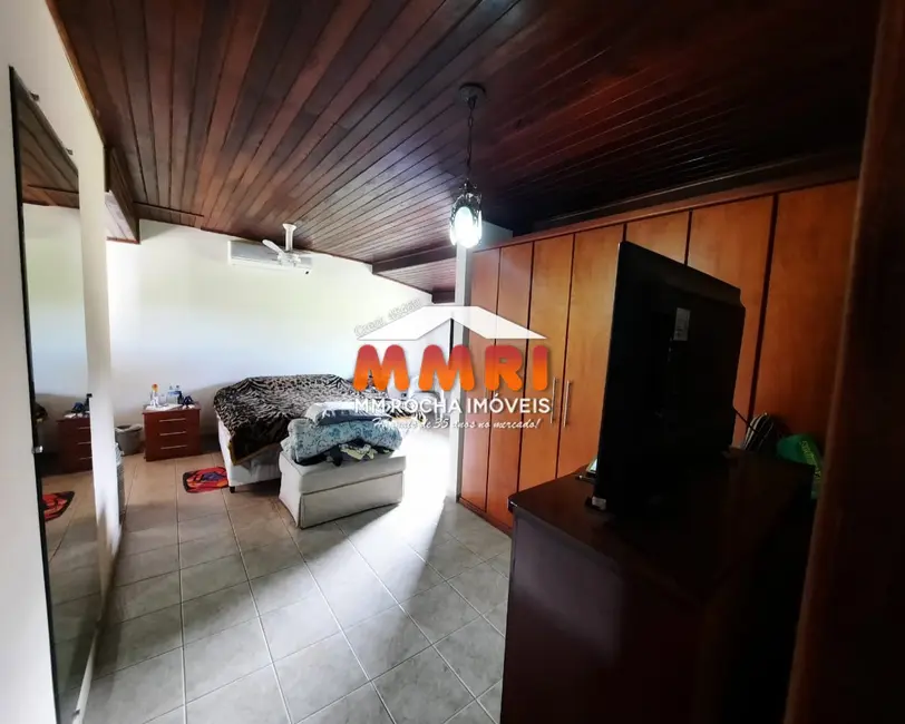 Foto 4 de Chácara com 4 quartos à venda, 1000m2 em Aracoiaba Da Serra - SP